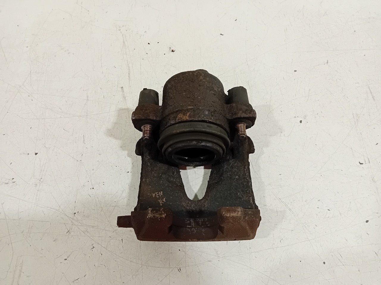 Remklauw rechts voor Volkswagen Polo, Auto-onderdelen, Onderdelen@venauto.nl, Van der Ven Autorecycling B.V., Gebruikt, Ettenseweg 76, 4706 PB Roosendaal, The Netherlands