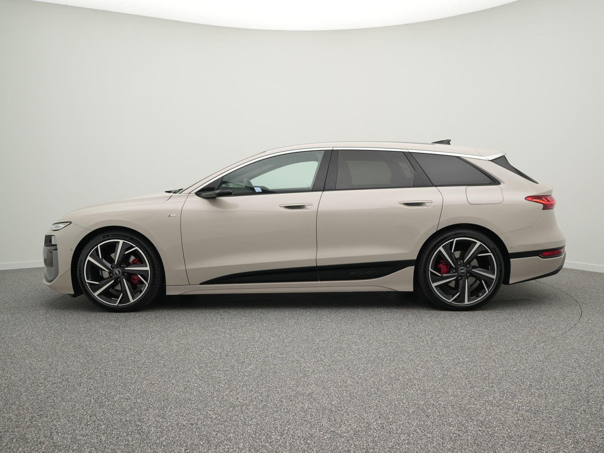 Foto 7 van Audi A6 Avant e-tron S edition 83 kWh 286pk | Luchtvering |