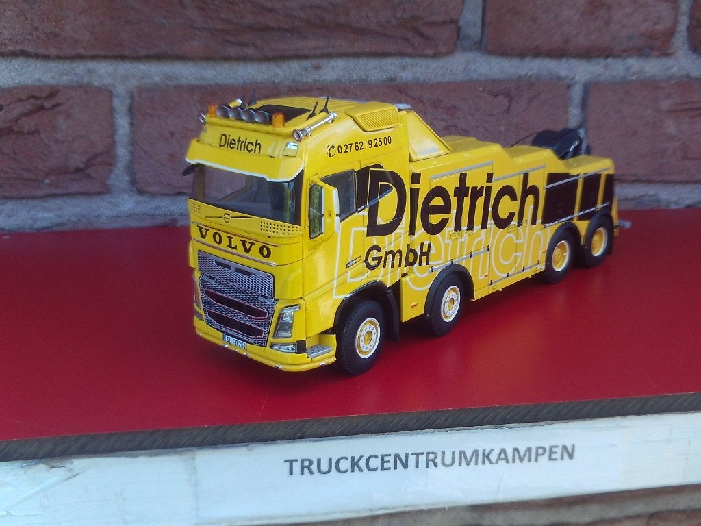 WSI  Volvo  FH4  Globetrotter  van  Dietrich  GMBH., Hobby en Vrije tijd, Ophalen of Verzenden, Nieuw, Bus of Vrachtwagen, Wsi