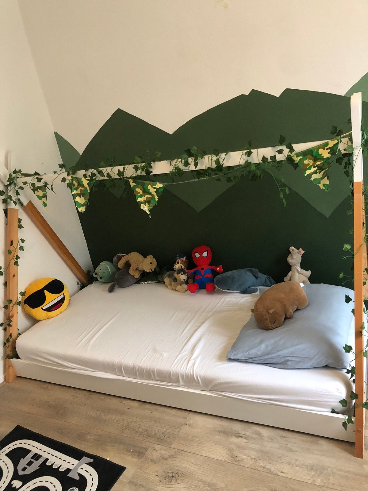 Kinderbed Tipi 90x200, Kinderen en Baby's, Ophalen, 85 tot 100 cm, Zo goed als nieuw, Matras