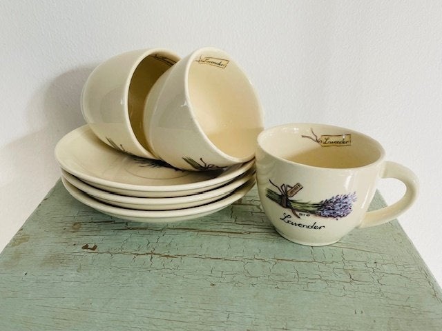 3 x kop en schotel Lavendel / Lavender. Jet ter Steege., Huis en Inrichting, Keuken | Servies, Ophalen, Zo goed als nieuw, Overige stijlen