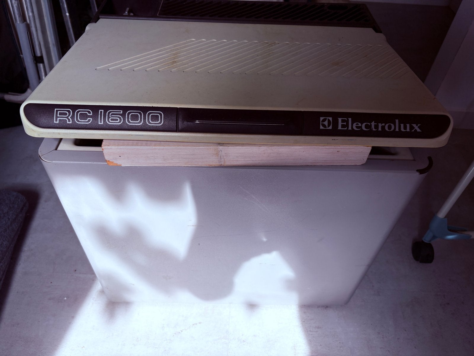 Electrolux RC 1600 Koelbox - Vintage en Functioneel, Ophalen, Gebruikt, Koelbox, Elektrisch
