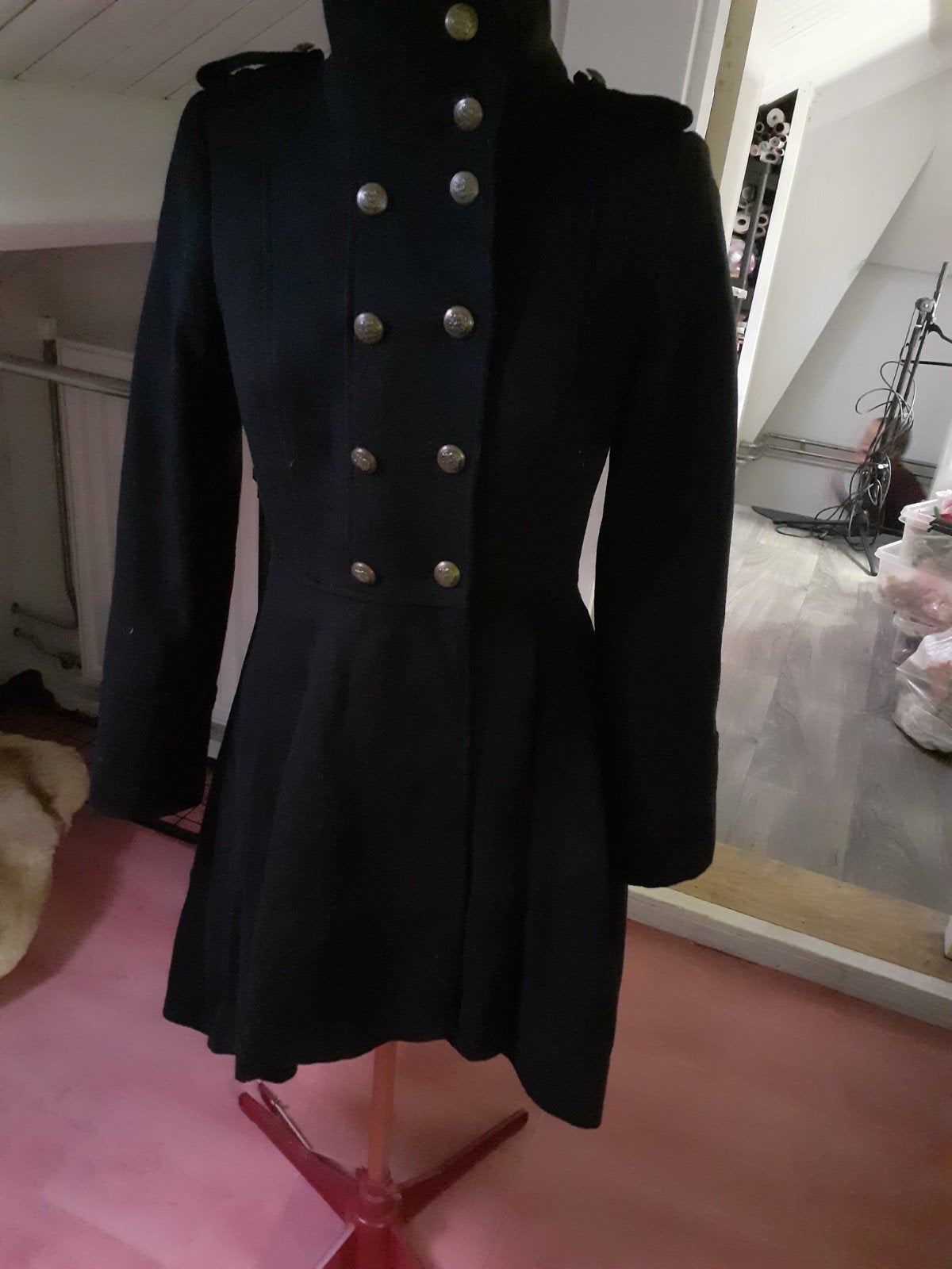 winterjas/ mantel gotic maat S, Ophalen, Zo goed als nieuw, Maat 38/40 (M), Zwart