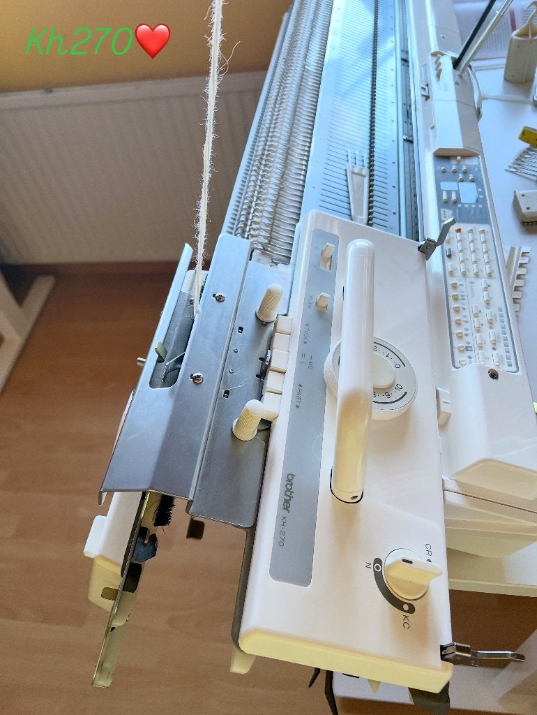 Breimachine KH270 met Dubbelbed KR260, Ophalen, Zo goed als nieuw, Breien, Machine