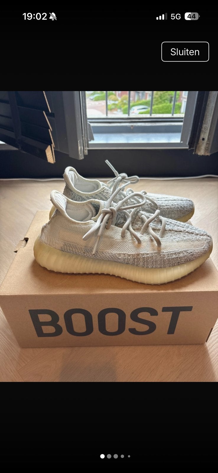 Yeezys 350 Cloud White, Kleding | Dames, Schoenen, Zo goed als nieuw, Sneakers of Gympen, Wit, Ophalen of Verzenden