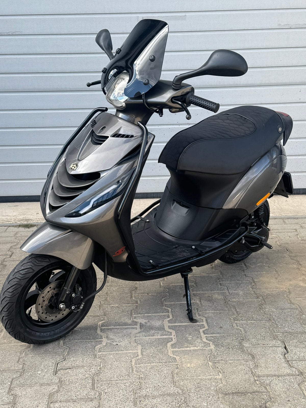Piaggio Zip 2Takt 70cc brom, Ophalen, Zo goed als nieuw