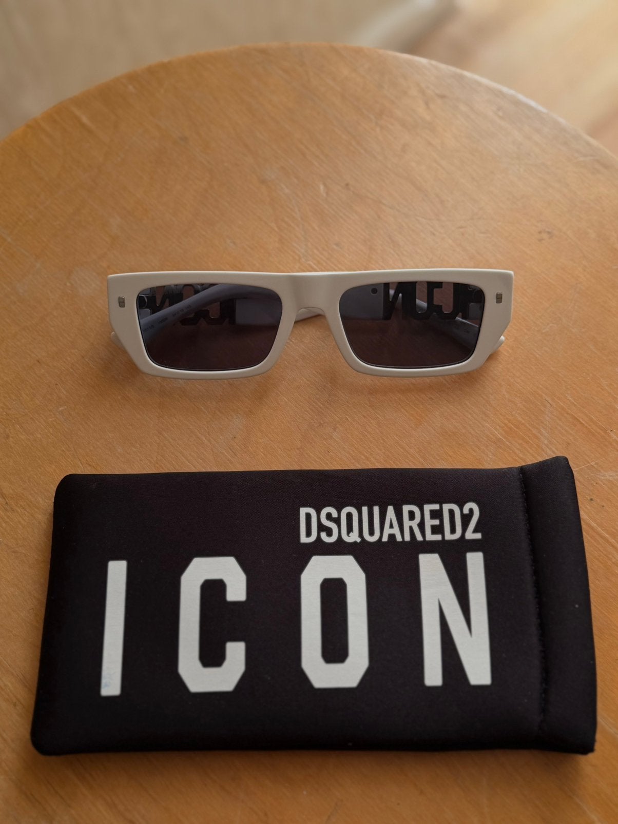 Originele Dsquared2 ICON zonnebril heren wit, Sieraden, Tassen en Uiterlijk, Overige merken, Zonnebril, Wit, Ophalen of Verzenden