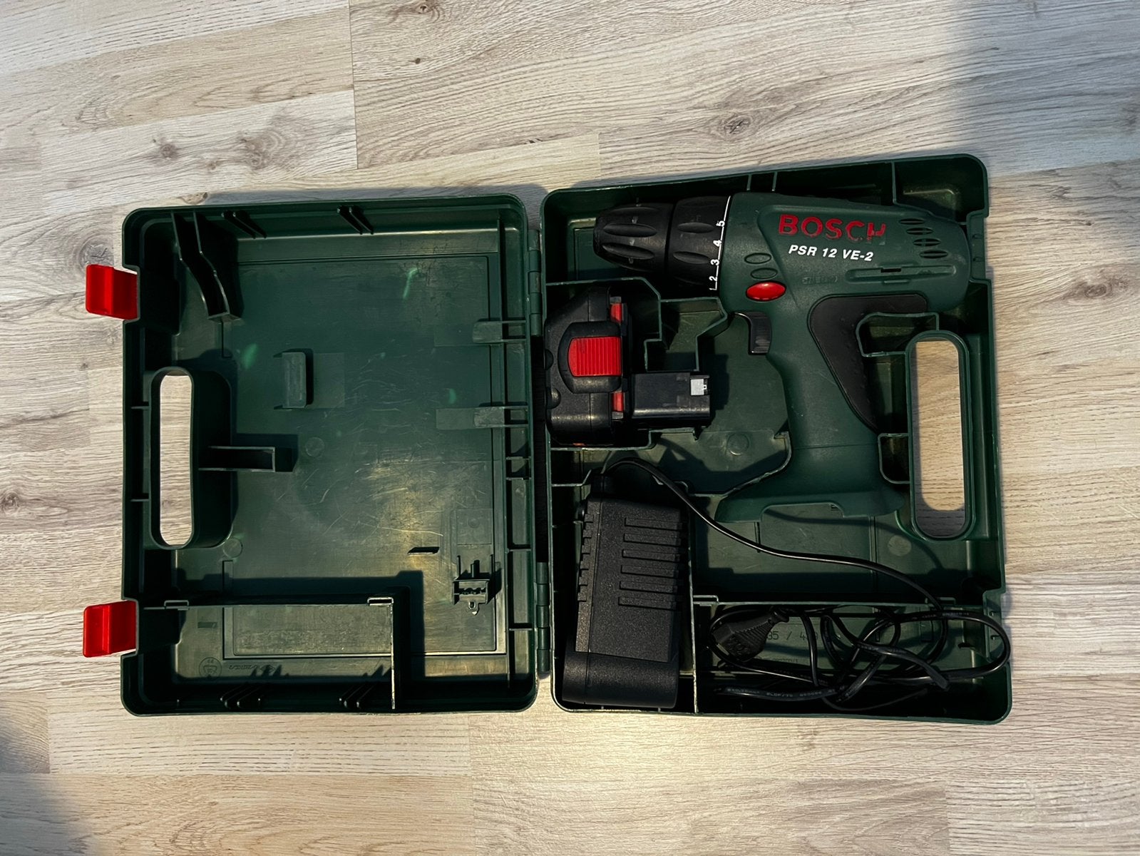 Bosch PSR 12 VE-2, Doe-het-zelf en Verbouw, Gereedschap | Boormachines, Ophalen of Verzenden, Zo goed als nieuw, Boor- en Schroefmachine