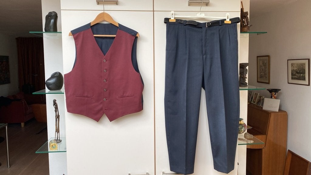 Luxe driedelig pak, op maat gemaakt & double breasted + das, Maat 52/54 (L), Kubička, Blauw, Ophalen of Verzenden