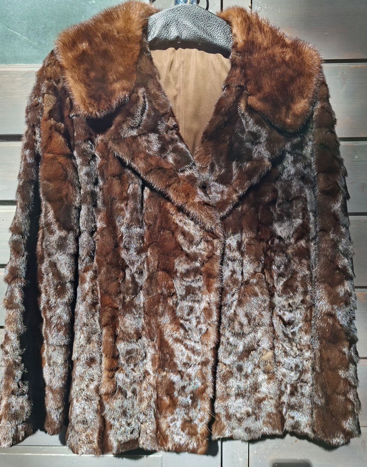 Vintage nertsen bontjas van Nora van de Ven Fourrure, Maat 38/40 (M), Bruin, Ophalen of Verzenden, Zo goed als nieuw