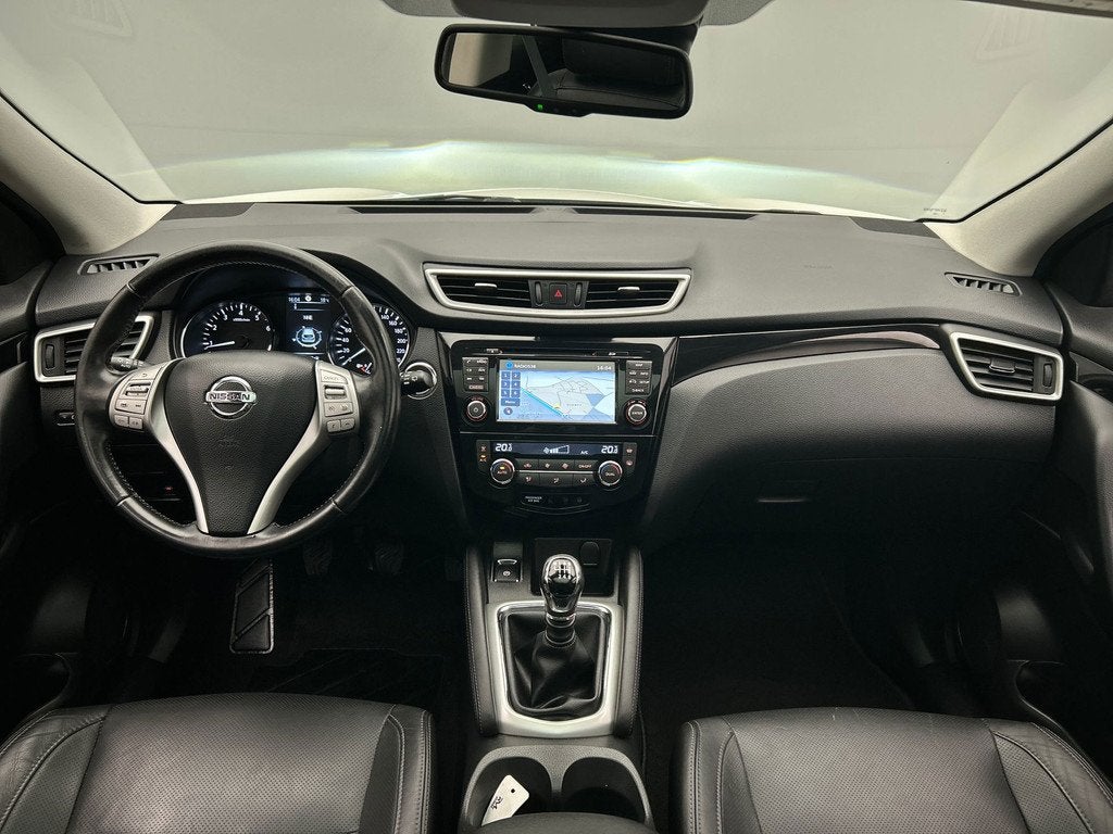 Nissan Qashqai 1.6 Tekna | 163PK | Leder | Pano/Dak | Trekha, Auto's, Nissan, Voorwielaandrijving, 1618 cc, Gebruikt, 4 cilinders