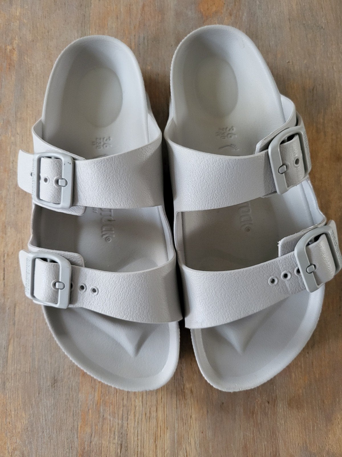 Birkenstock EVA sandalen maat 36 - nieuw, Zo goed als nieuw, Grijs, Birkenstock, Sandalen of Muiltjes