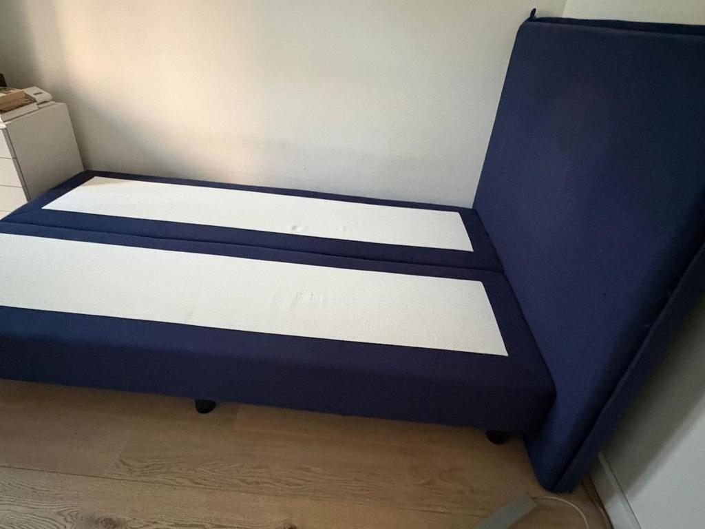 Matt sleeps onderstel, Ophalen, Gebruikt, Blauw, 140 cm