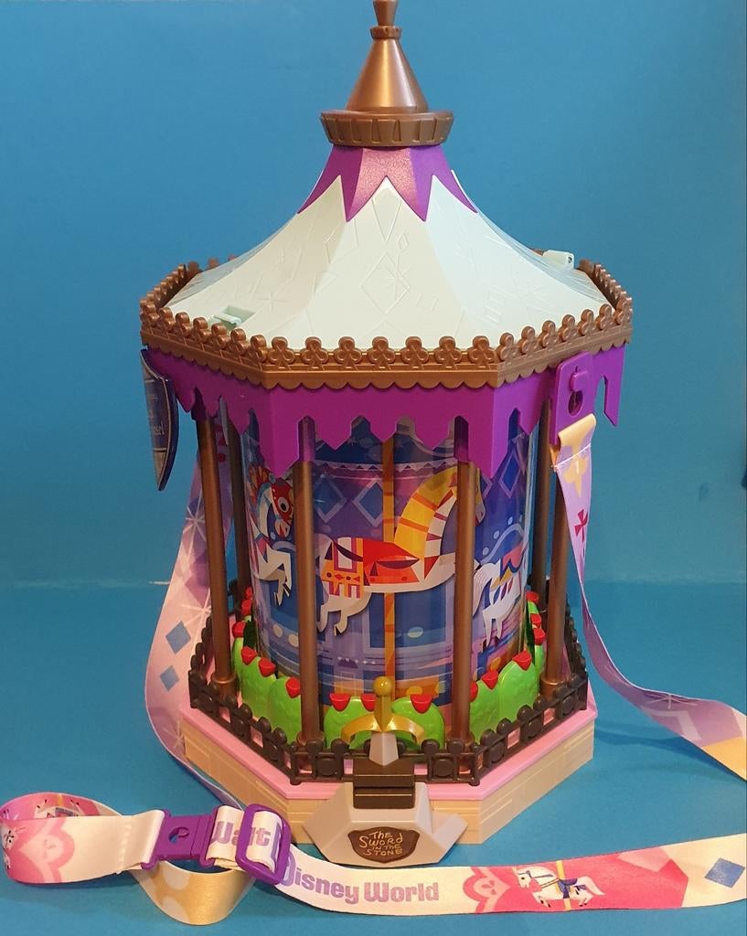 Disney World Prince Charming Regal Carrousel Popcorn Emmer, Verzamelen, Disney, Ophalen of Verzenden, Overige figuren, Beeldje of Figuurtje