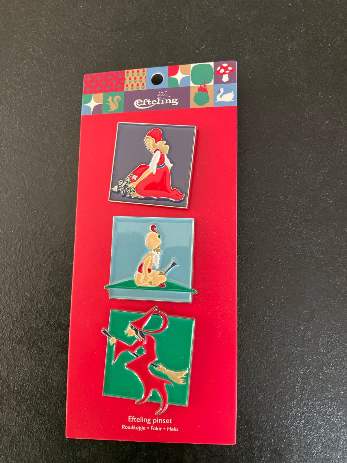 Efteling pinset: Roodkapje, Fakir en Heks - Nieuw, Verzamelen, Ophalen of Verzenden, Nieuw, Button of Speldje