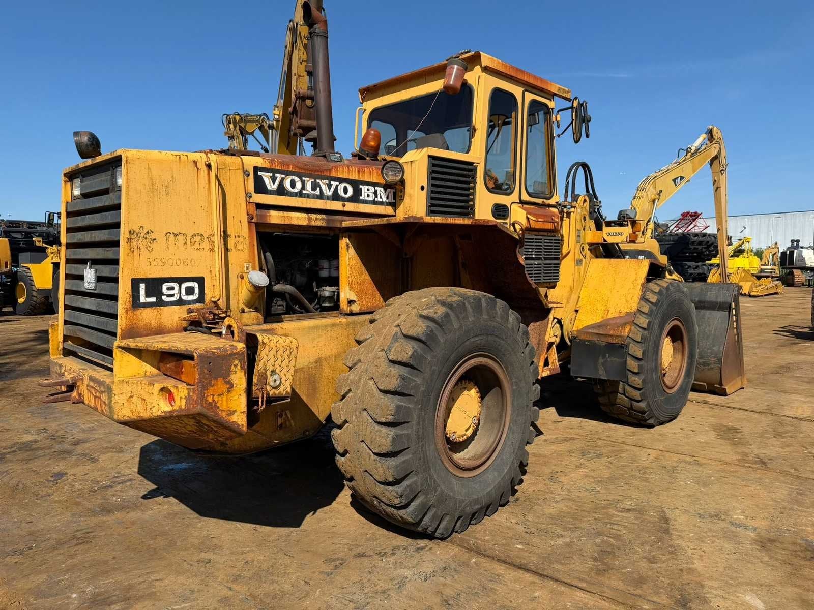 Volvo L90 Wiellader / Shovel, Graafmachine