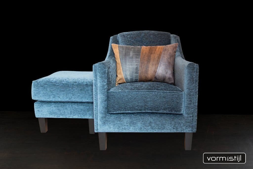 Engelse fauteuil + hocker, Ophalen, 75 tot 100 cm, Zo goed als nieuw, Stof