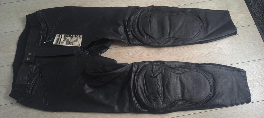Nieuwe Revenger Basics leren motorbroek, maat 60, Motoren, Kleding | Motorkleding, Ophalen, Nieuw met kaartje, Broek | leer, Revenger