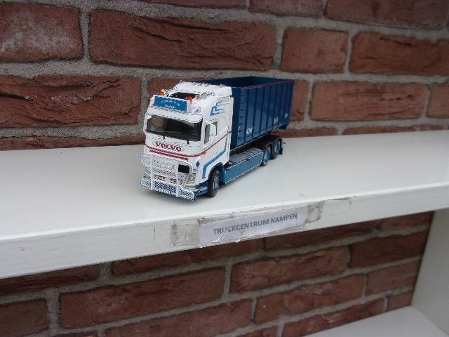 WSI  Volvo  FH4  Globetrotter  van  Loods  Akeri  AB, Ophalen of Verzenden, Nieuw, Bus of Vrachtwagen, Wsi