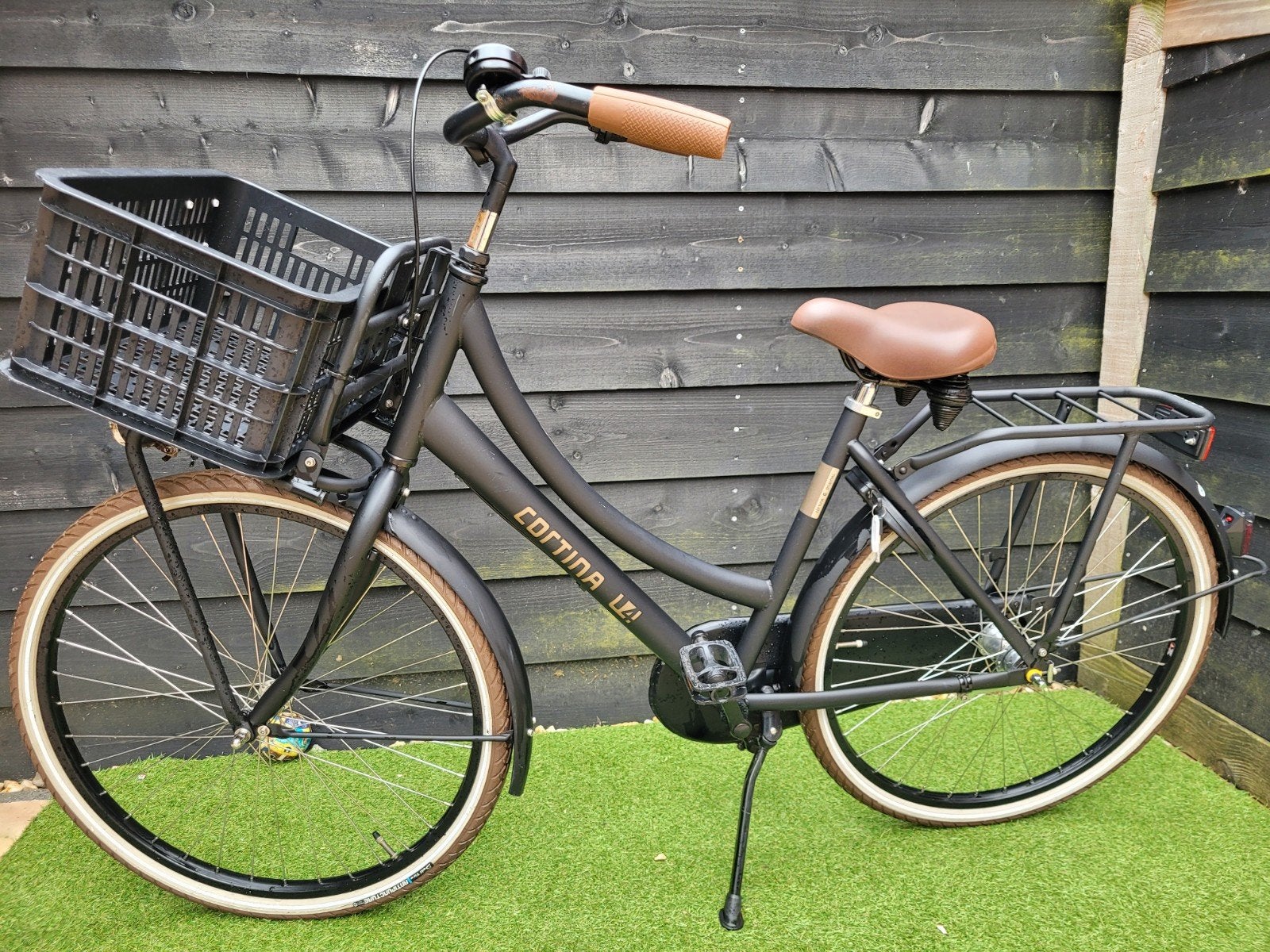 Cortina U4 Transportfiets Dames - 26 inch, mat zwart, Fietsen en Brommers, Fietsen | Dames | Damesfietsen, Terugtraprem, Gebruikt