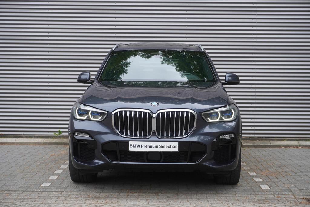 BMW X5 xDrive45e M Sportpakket | Glazen panoramadak | Drivin, Auto's, BMW, Gebruikt, 394 pk, Met garantie (alle), Vierwielaandrijving