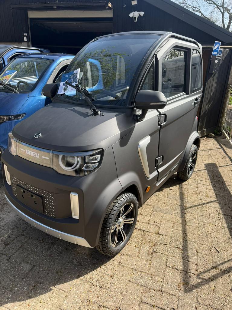 overdekte scootmobielen nieuw met garantie 2 jaar, Diversen, Brommobielen en Scootmobielen, Zo goed als nieuw, 46 km of meer, 16 km/u of meer