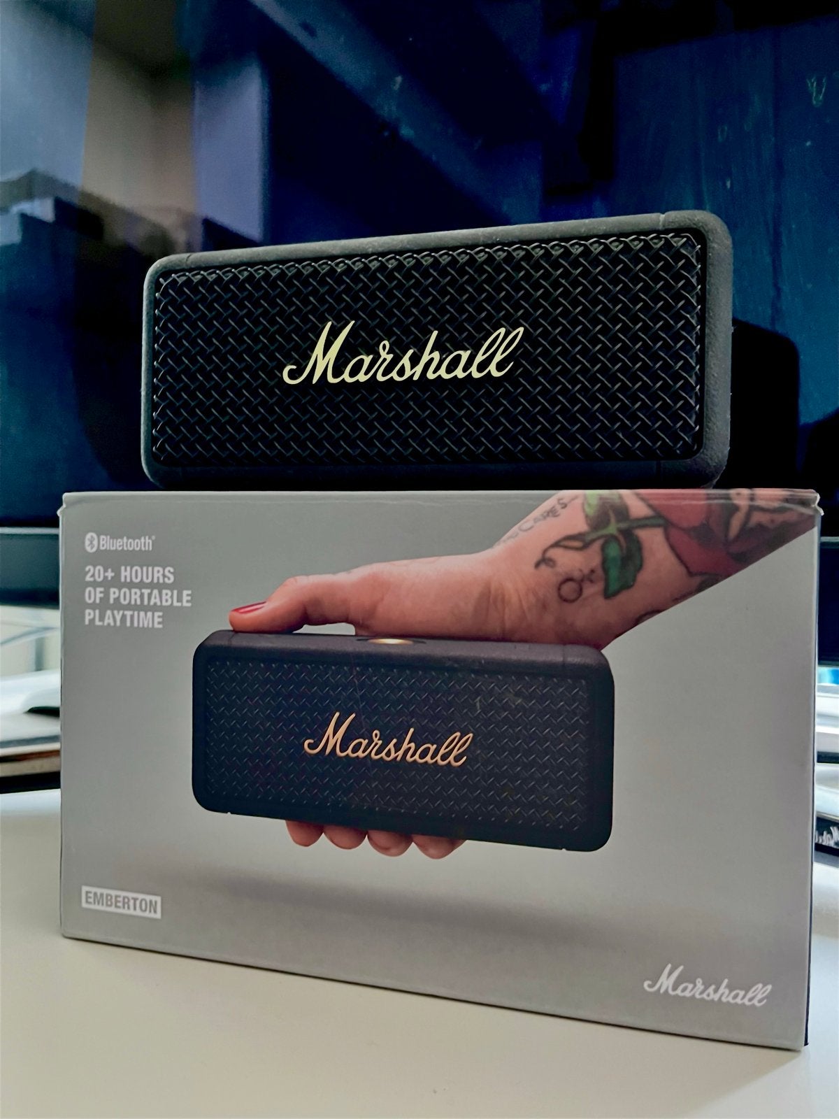 Foto 5 van Marshall Emberton Bluetooth Speaker Wireless Water Resistant