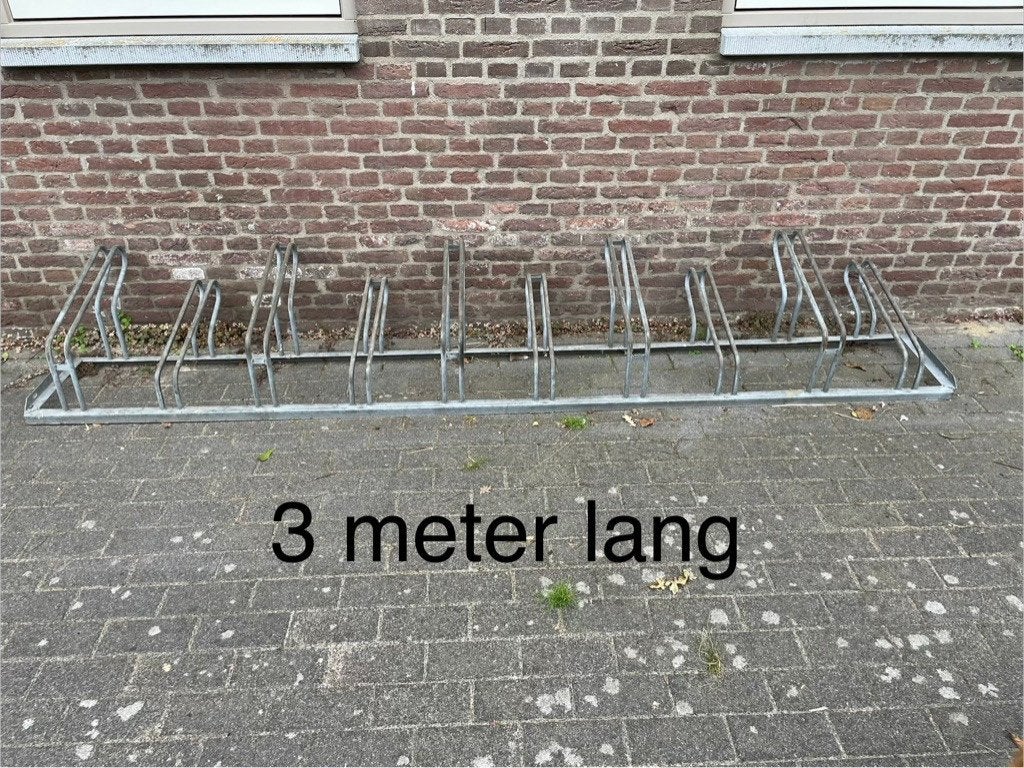 Fietsenrek 3 meter lang, Ophalen, Gebruikt