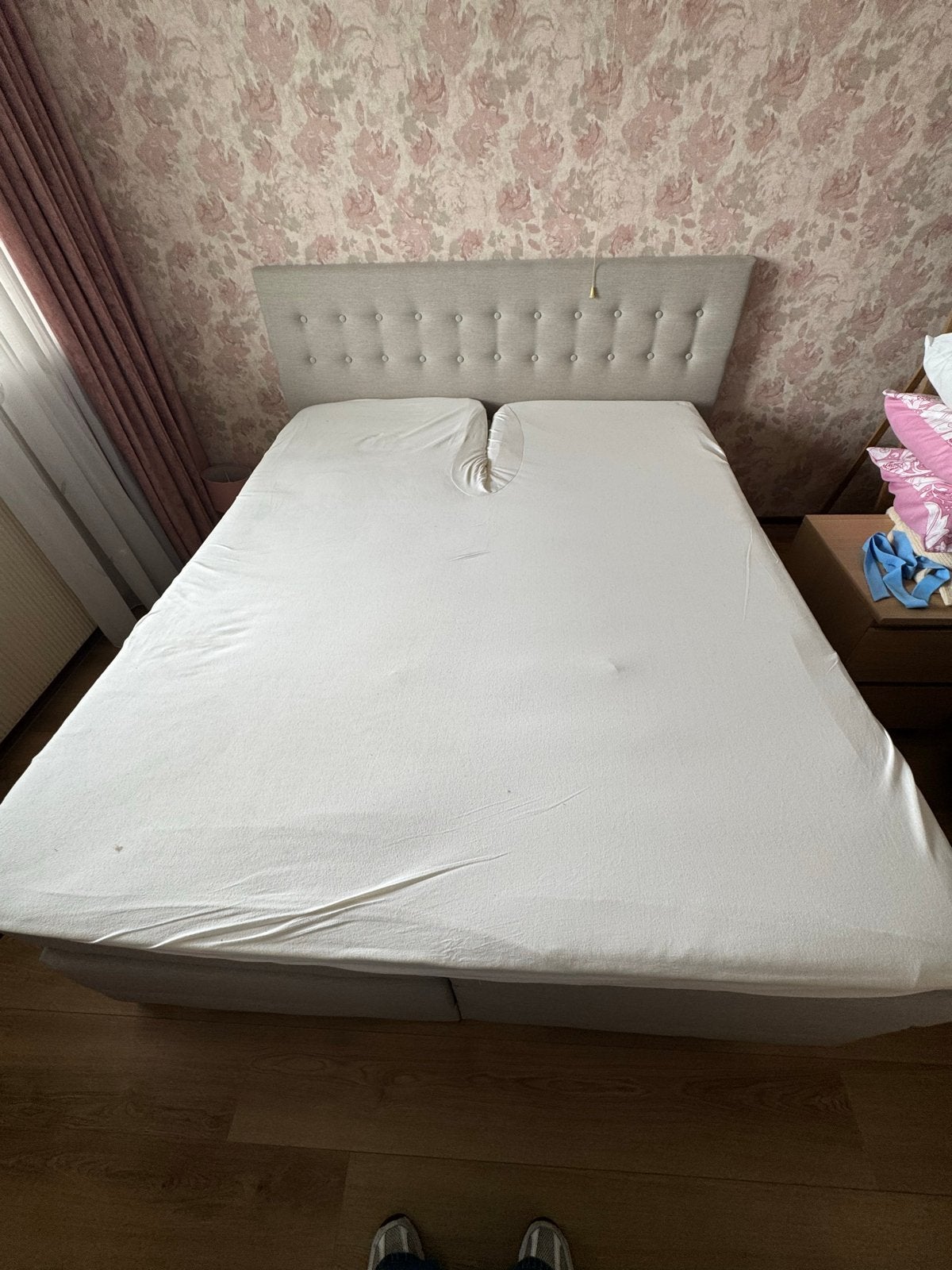 Boxspring met verstelbare bodem en topper - zandkleurig, Ophalen, Verstelbaar, Beige, Tweepersoons