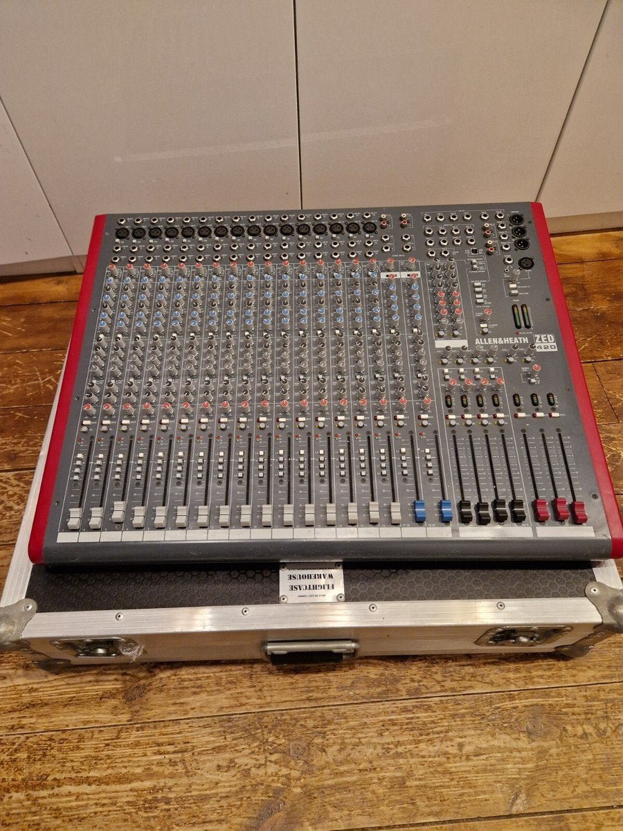 Allen & Heath ZED-420 USB Live Mengpaneel – Incl. Flightcase, Ophalen, Zo goed als nieuw, 10 tot 20 kanalen, Microfooningang