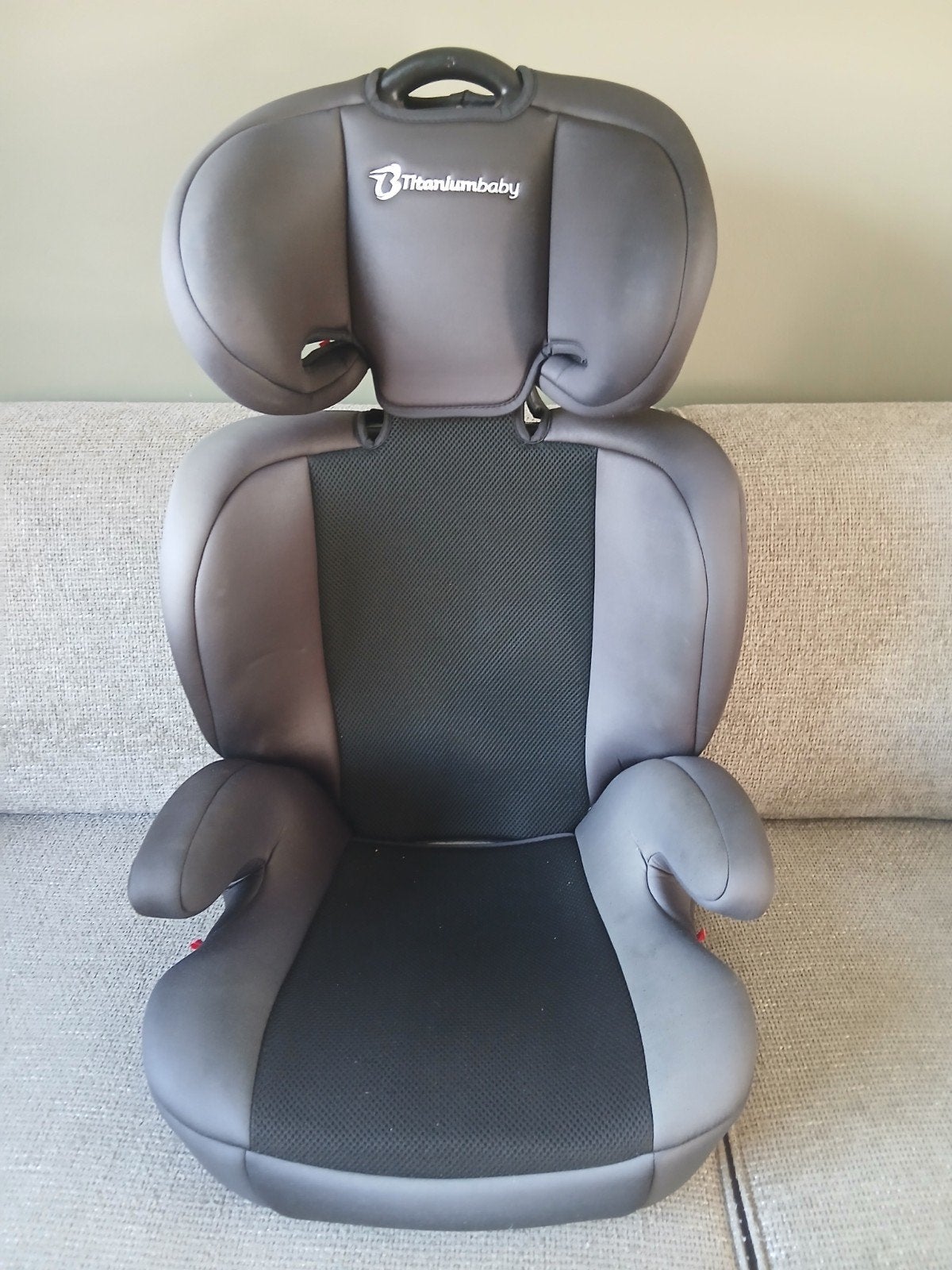 Titaniumbaby Autostoel ECE R44/04 Universal 15-36 kg, Ophalen