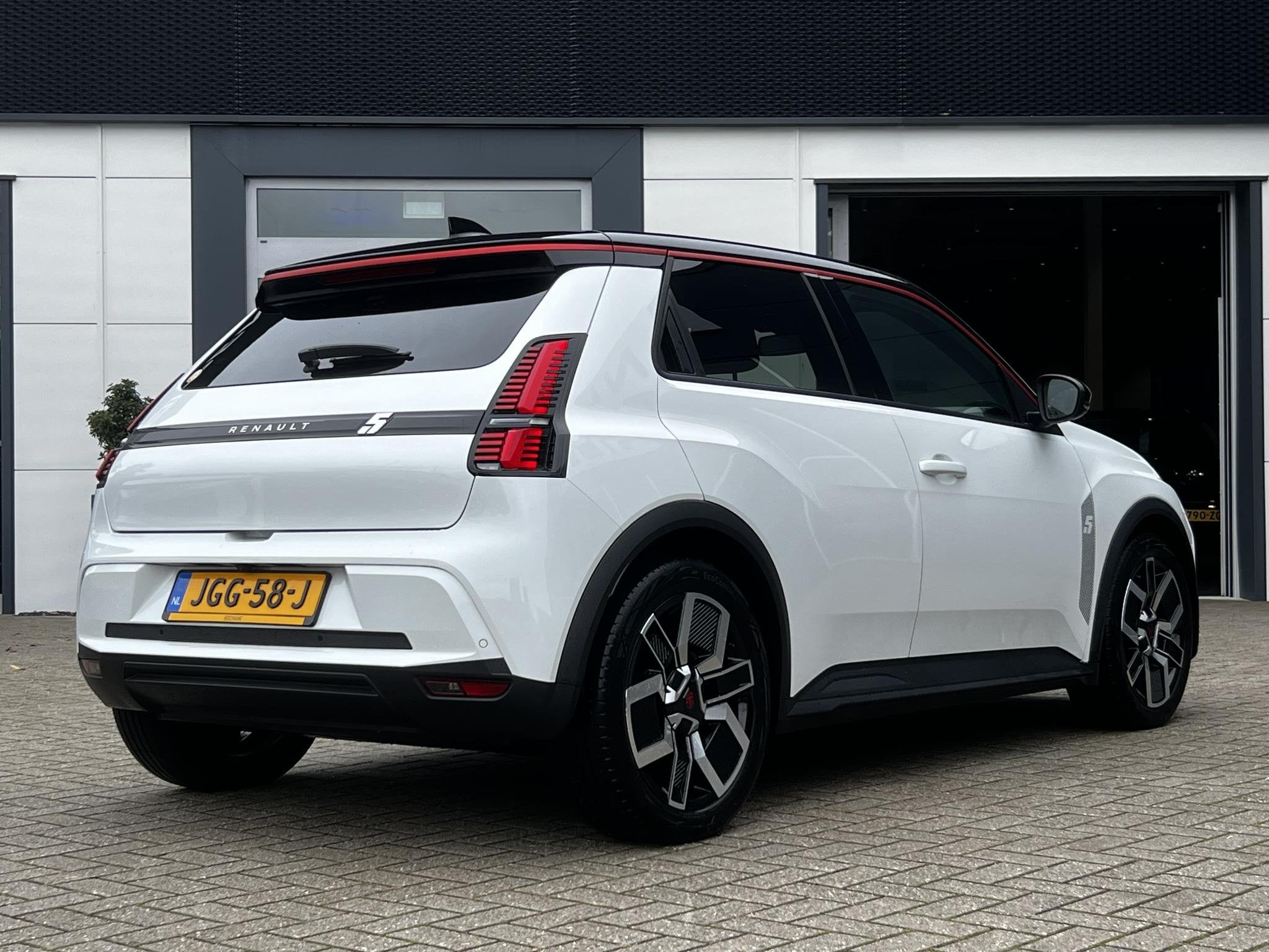 Renault 5 comfort range techno 52 kWh | Camera | SOH 99% | G, Auto's, Stof, Gebruikt, Huisgarantie, Wit