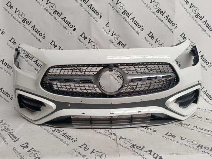Voorbumper van een Mercedes GLA (9149), Gebruikt, -, Ophalen of Verzenden, Bumper