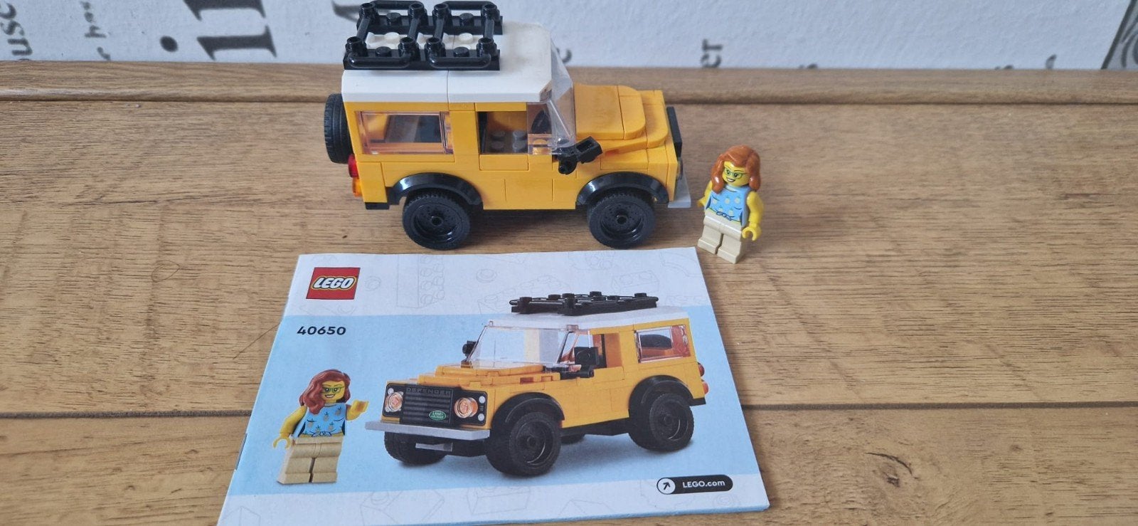 Lego Land Rover Classic Defender 40650 met minifiguur, Ophalen of Verzenden, Zo goed als nieuw, Compleet, Lego