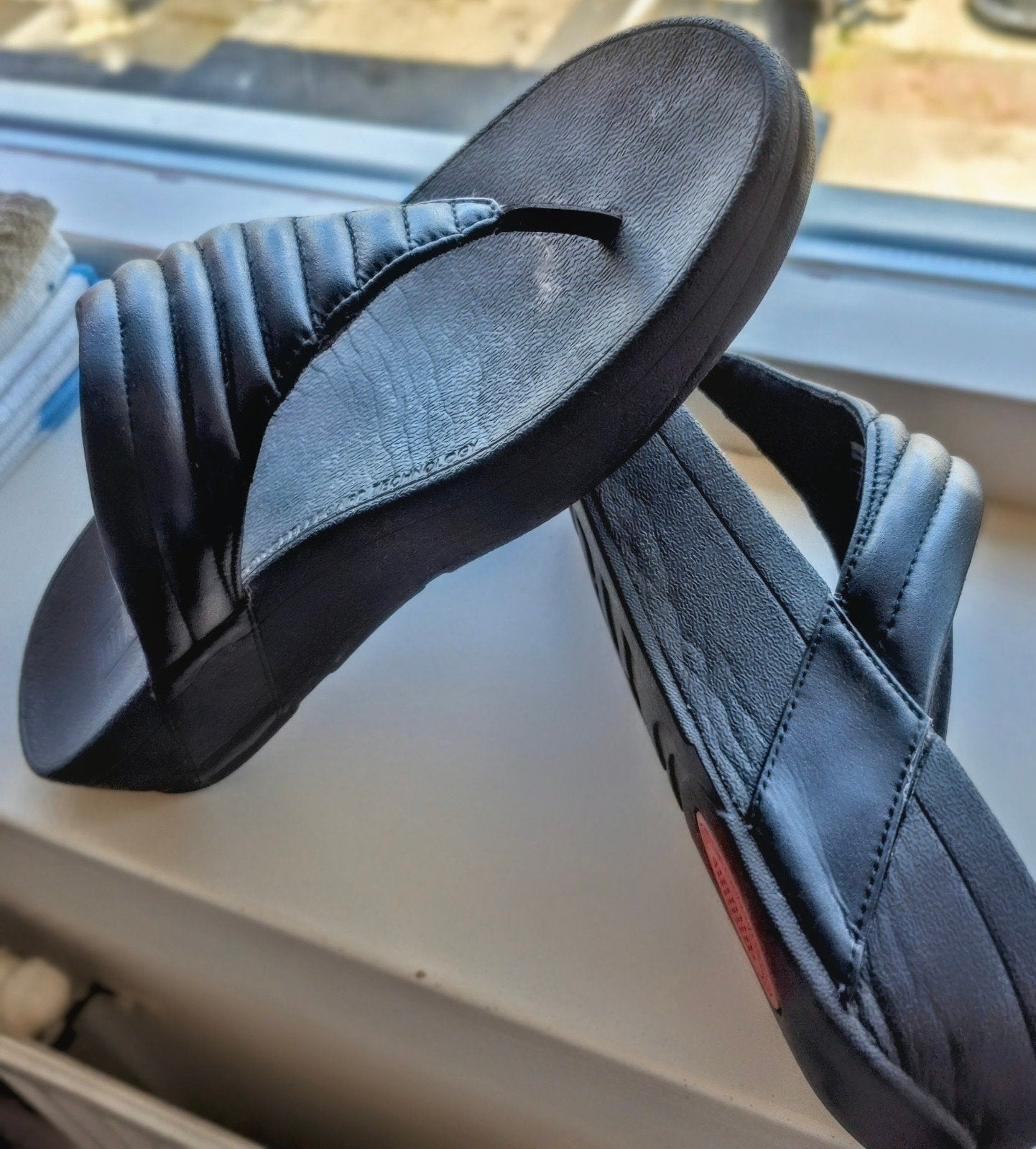 Fitflops slippers maat 38 - Zo goed als nieuw, Kleding | Dames, Schoenen, Slippers, Zwart, Ophalen of Verzenden, Zo goed als nieuw