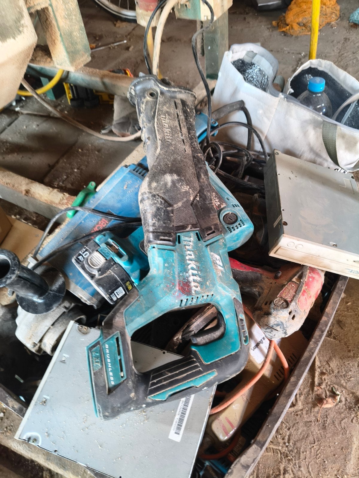 gereedschap dat niet allemaal meer doet, Doe-het-zelf en Verbouw, Ophalen, Gebruikt, Overige metalen