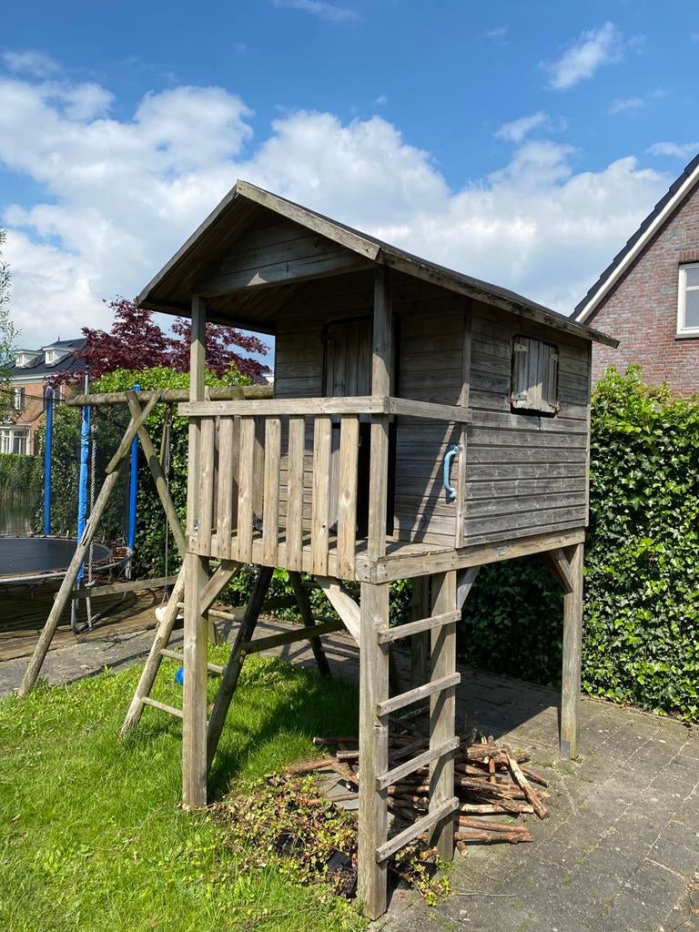 Houten speelhuisje voor in de tuin, Kinderen en Baby's, Speelgoed | Buiten | Speeltoestellen, Ophalen, Gebruikt, Overige typen