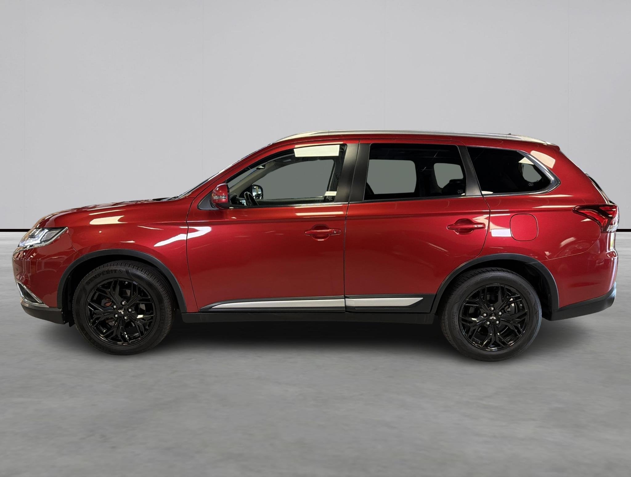 Mitsubishi Outlander 2.0 Instyle 4WD 7 Persoon, Leer, Auto's, Mitsubishi, Automaat, 1998 cc, Euro 6, 4 cilinders