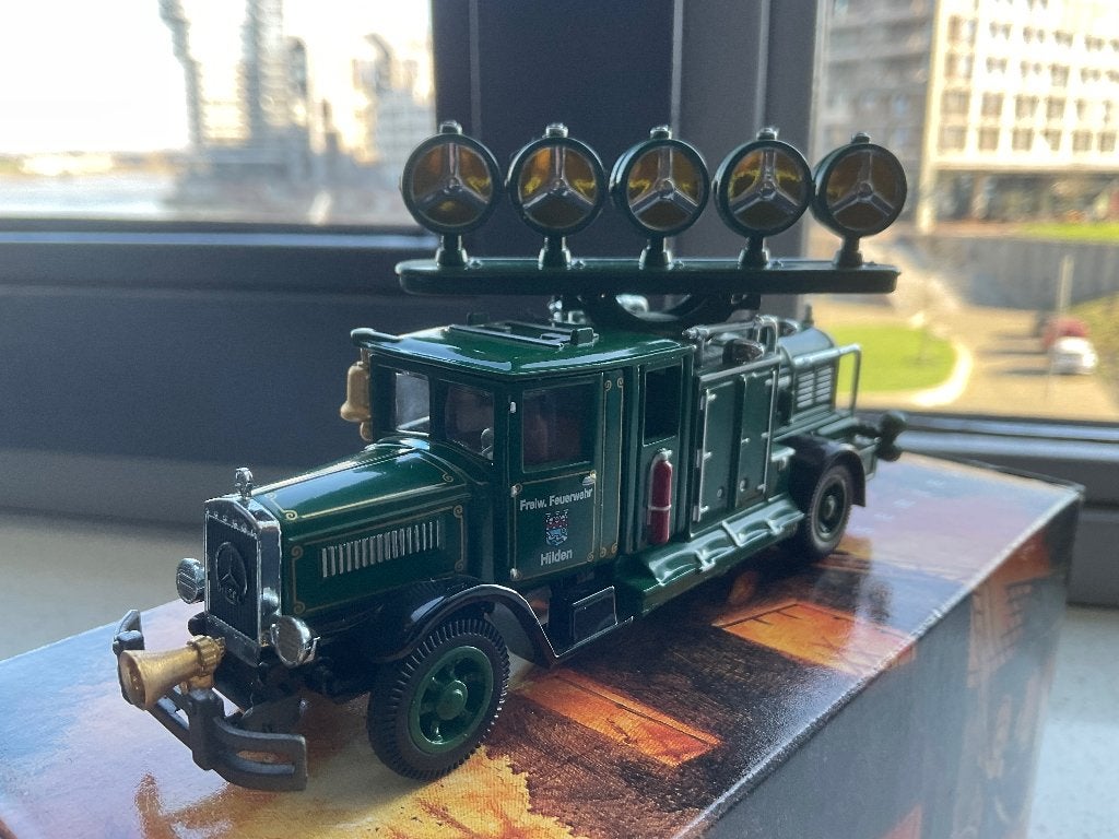 Matchbox Models of Yesteryear Mercedes L5 Spotlight mint/b/c, Ophalen of Verzenden, Zo goed als nieuw, Bus of Vrachtwagen, Matchbox