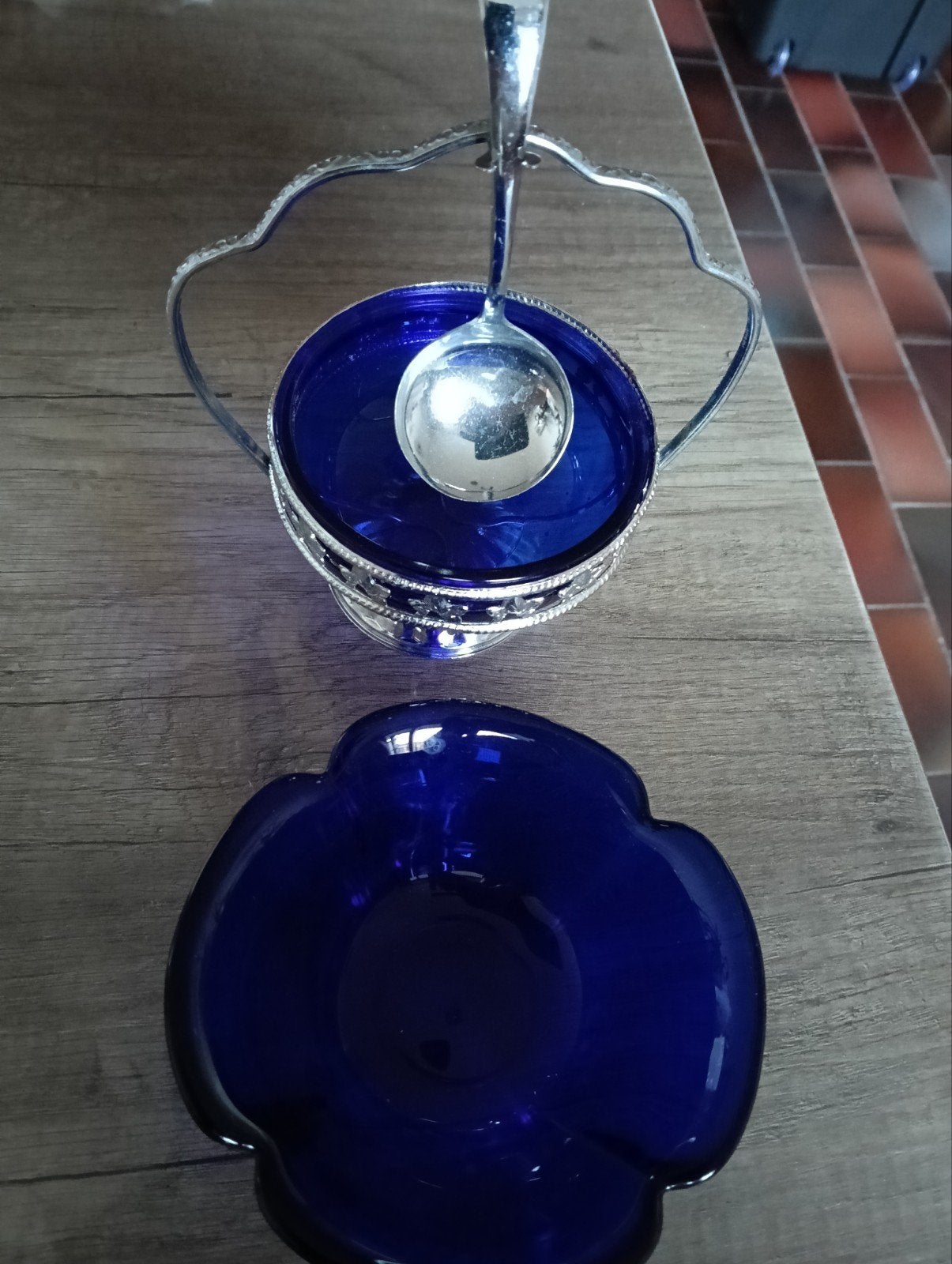 Antieke Kobaltblauwe Glazen Kom met Zilveren Houder, Antiek en Kunst, Ophalen of Verzenden