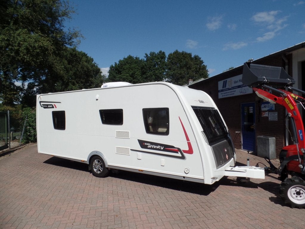 Elddis 550 Affinity Queensbed / Dinette / Mover / Airco, Standaardzit, Elddis, Bedrijf, 6 tot 7 meter