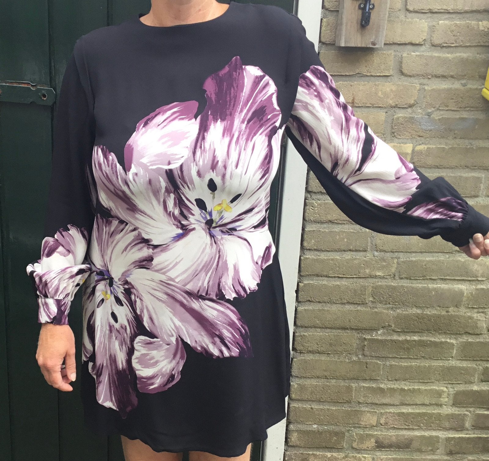 Zomer jurk Maison scotch & soda floral dress festival S/M, Kleding | Dames, Zwart, Ophalen of Verzenden, Zo goed als nieuw, Knielengte