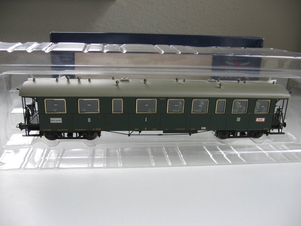 Liliput H0. Badische eenheid-personenwagon 1/2/3 kl. rijtuig, Gelijkstroom, Ophalen of Verzenden, Liliput, Nieuw