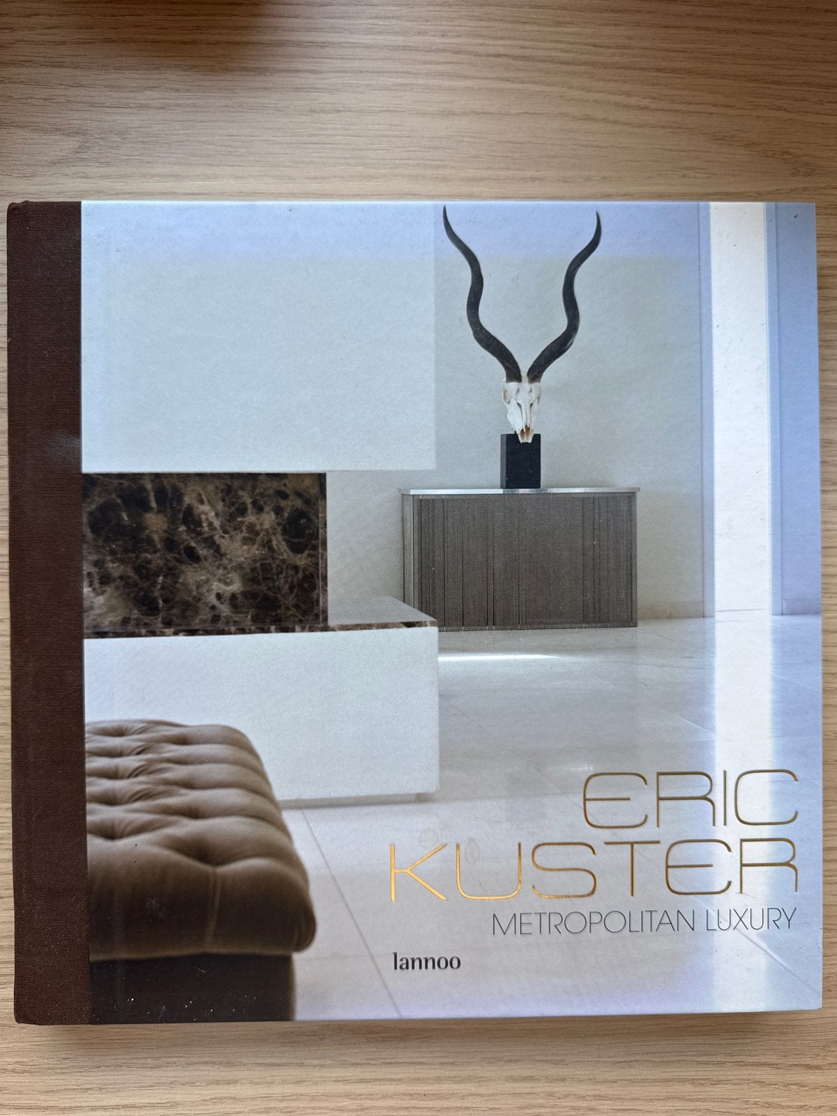Eric Kuster Metropolitan Luxury - Interieur Design Boek, Ophalen of Verzenden, Zo goed als nieuw, Overige onderwerpen