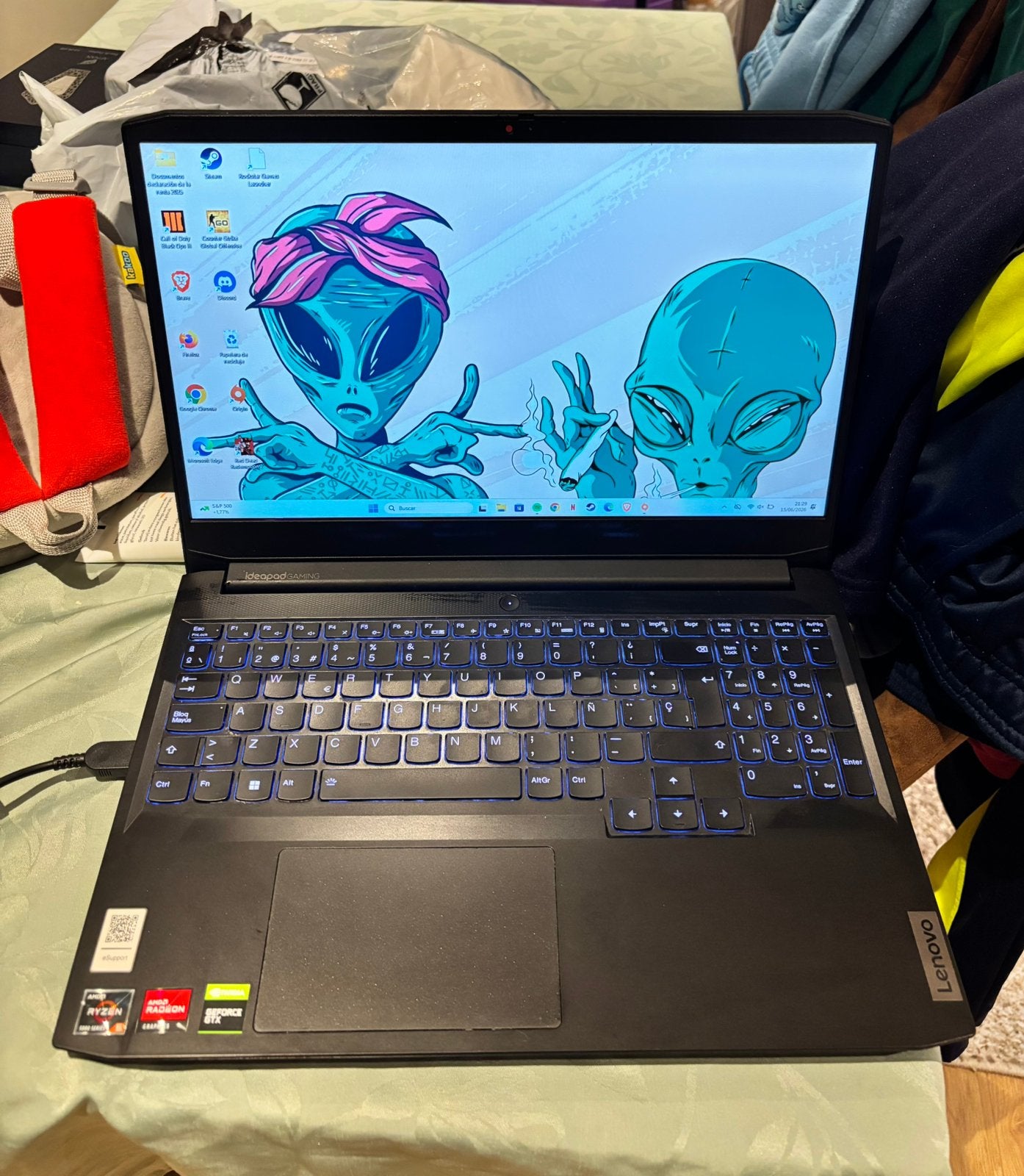Laptop gaming Lenovo, 2 tot 3 Ghz, 15 inch, Ophalen of Verzenden, Zo goed als nieuw
