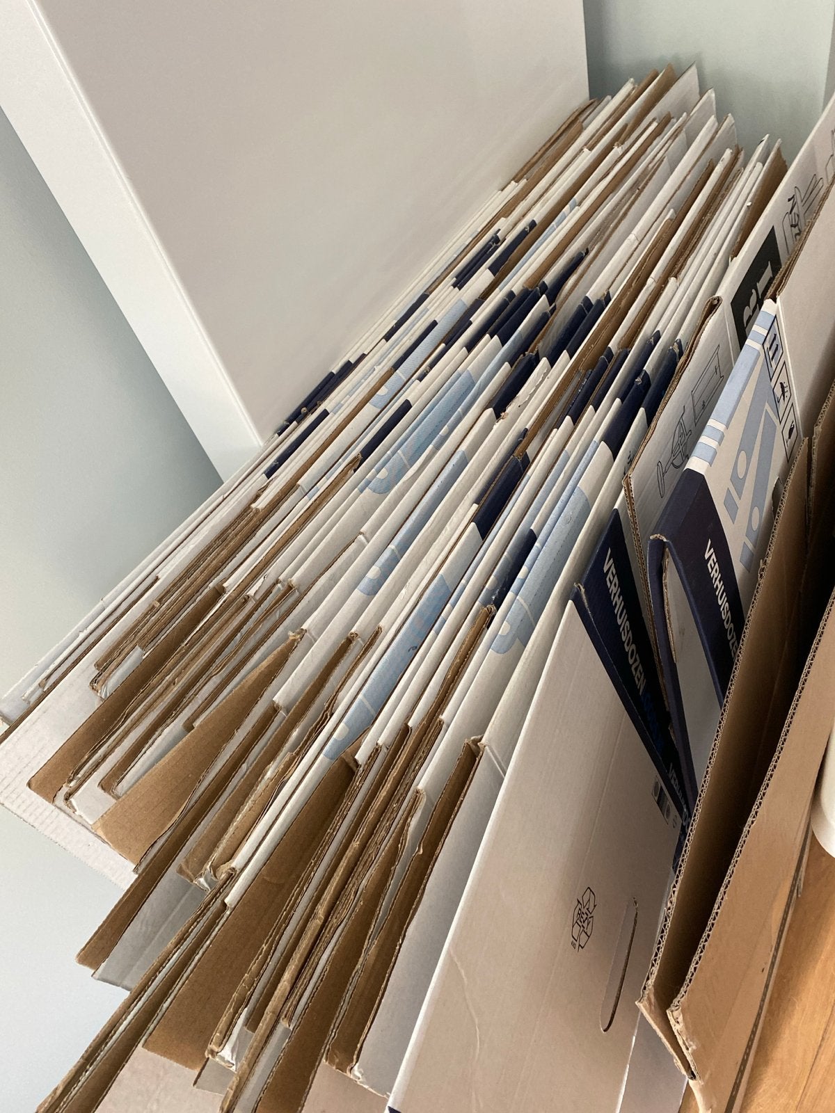 Verhuisdozen (ca 35), Ophalen, 40 tot 60 cm, Opvouwbaar, 50 tot 75 cm