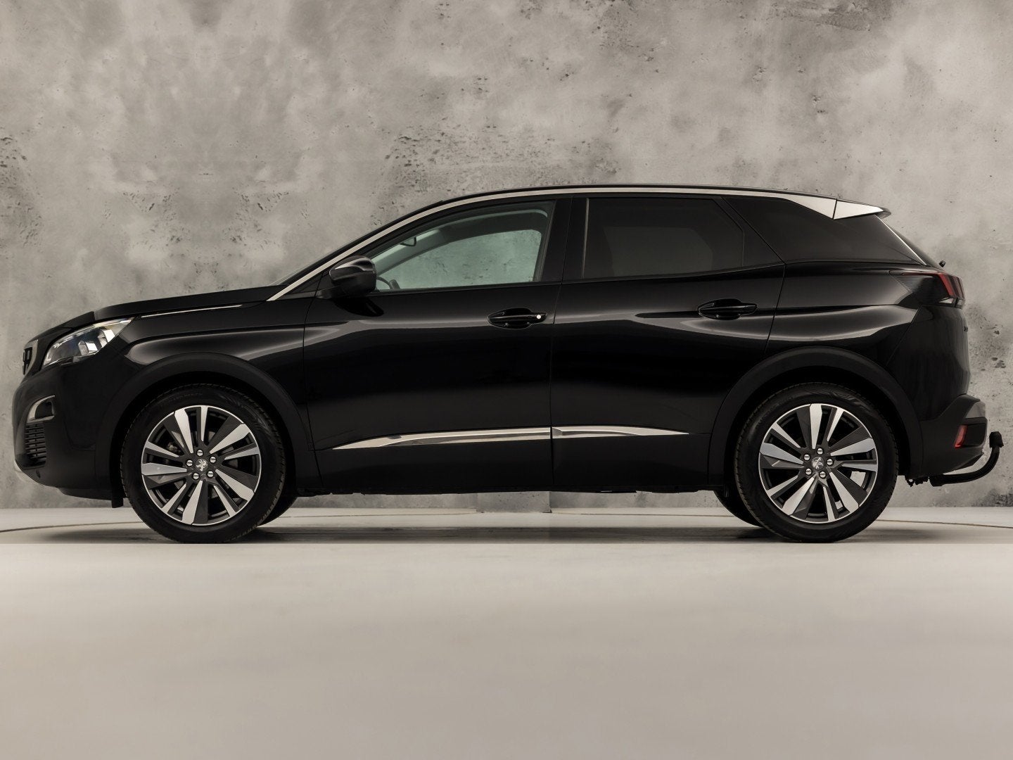 Peugeot 3008 1.2 PureTech Sport (APPLE CARPLAY, 1e EIGENAAR,, Auto's, 12 maanden, Gebruikt, Leder en Stof, Zwart