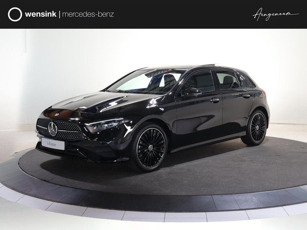 Mercedes-Benz A-Klasse 250e Business Solution AMG | Panorama, Auto's, Mercedes-Benz, 4 cilinders, Plug-in hybride, Bedrijf, Hybride Elektrisch/Benzine