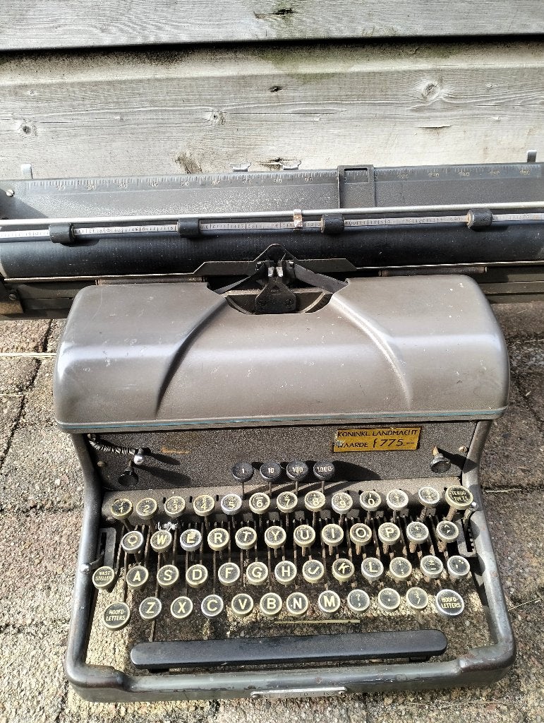 Remington Rand Typemachine, Ophalen, Gebruikt
