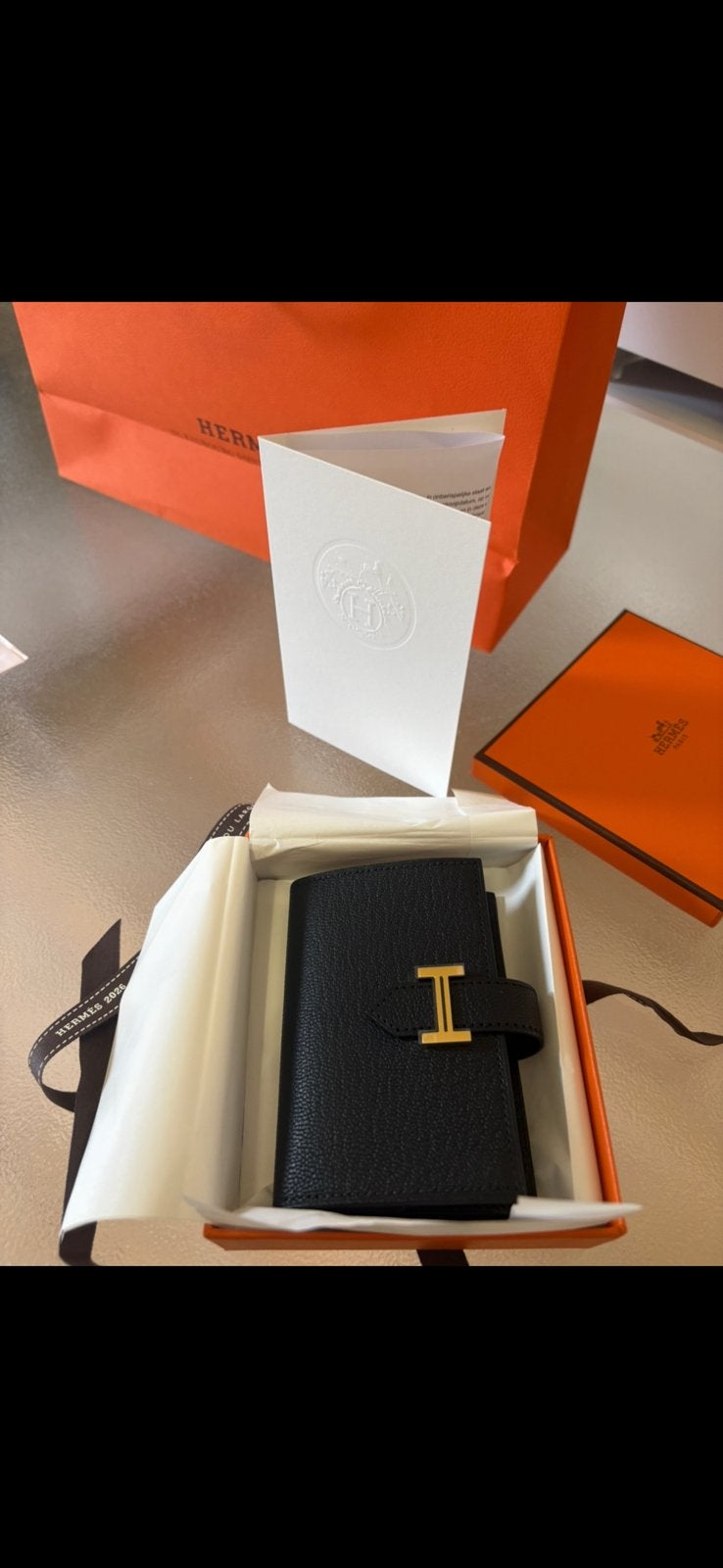 Hermes barn mini portemonnee zwart black gold fullset, Verzamelen, Ophalen, Nieuw, Speelkaart(en)